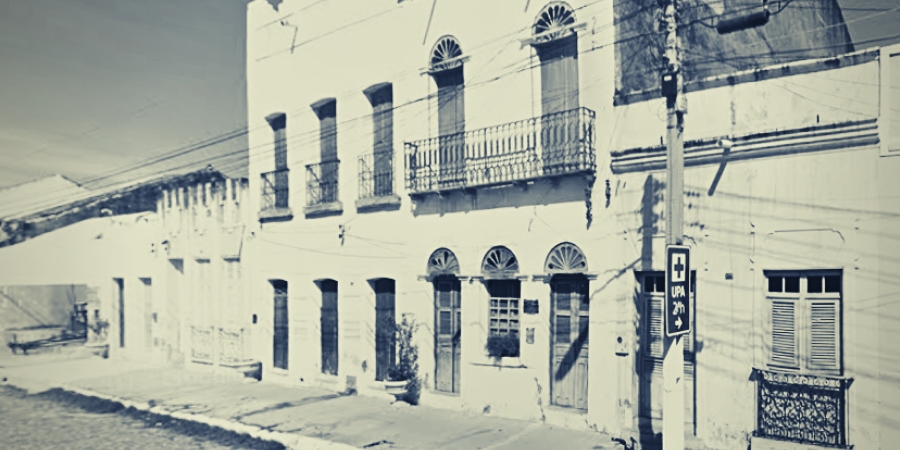 Casa de Monsenhor Bruno e Minimuseu Teatro de Bonecos Francisca Clotilde. Imagem: Google Street
